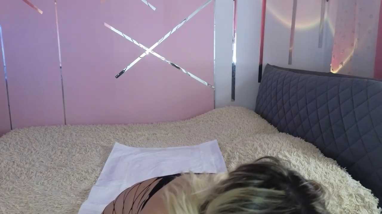Ina_Your_Queen cam recording