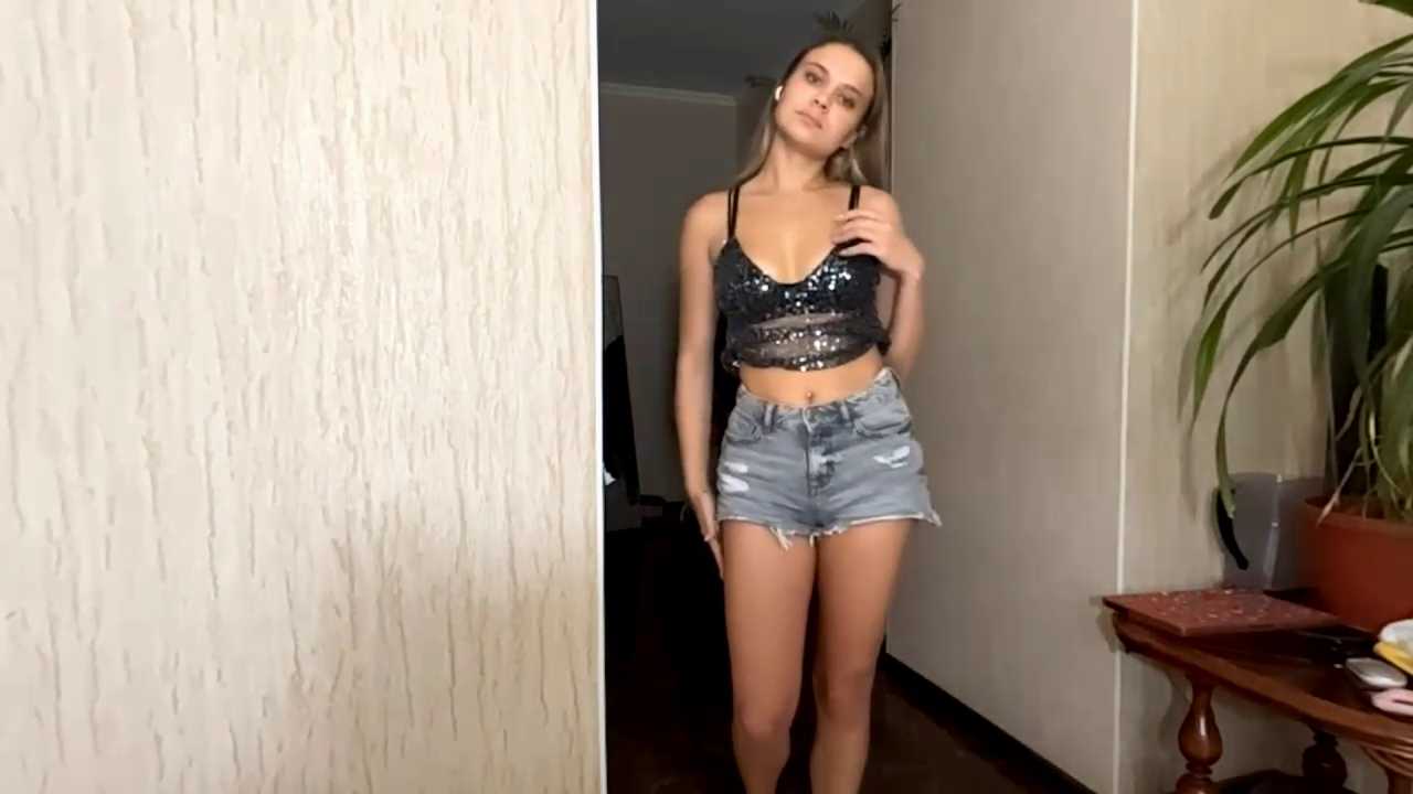 IreneDousay Stripchat recording – Oct 10, 2026