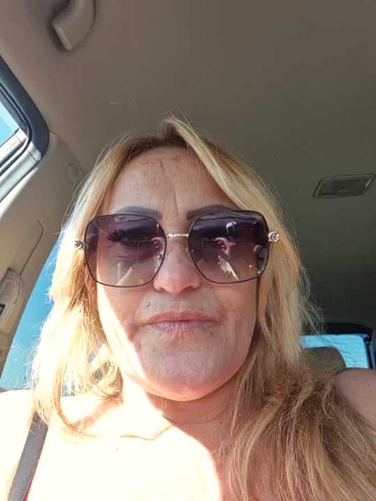 Isabellaa04