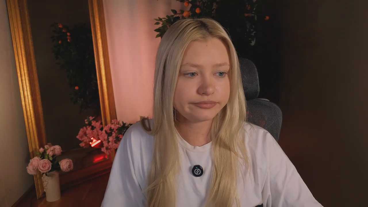 ItsJustGia cam recording