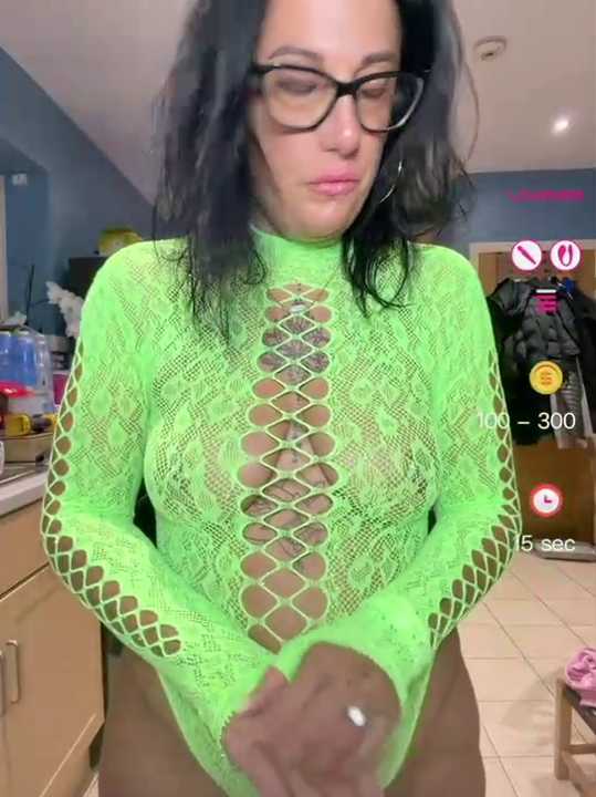 Itsivybelle_filthymilfuk cam recording