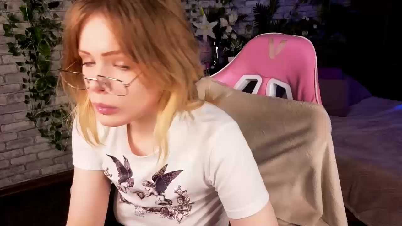 Ivy_Pierce cam recording