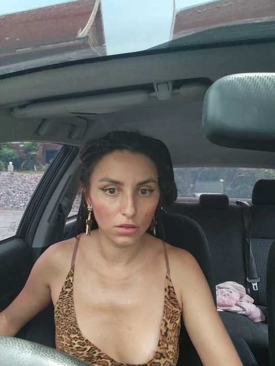 Izabella_Bella