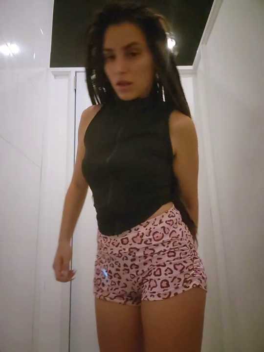 Izabella_Bella cam recording