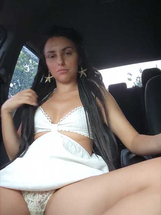 Izabella_Bella cam recording