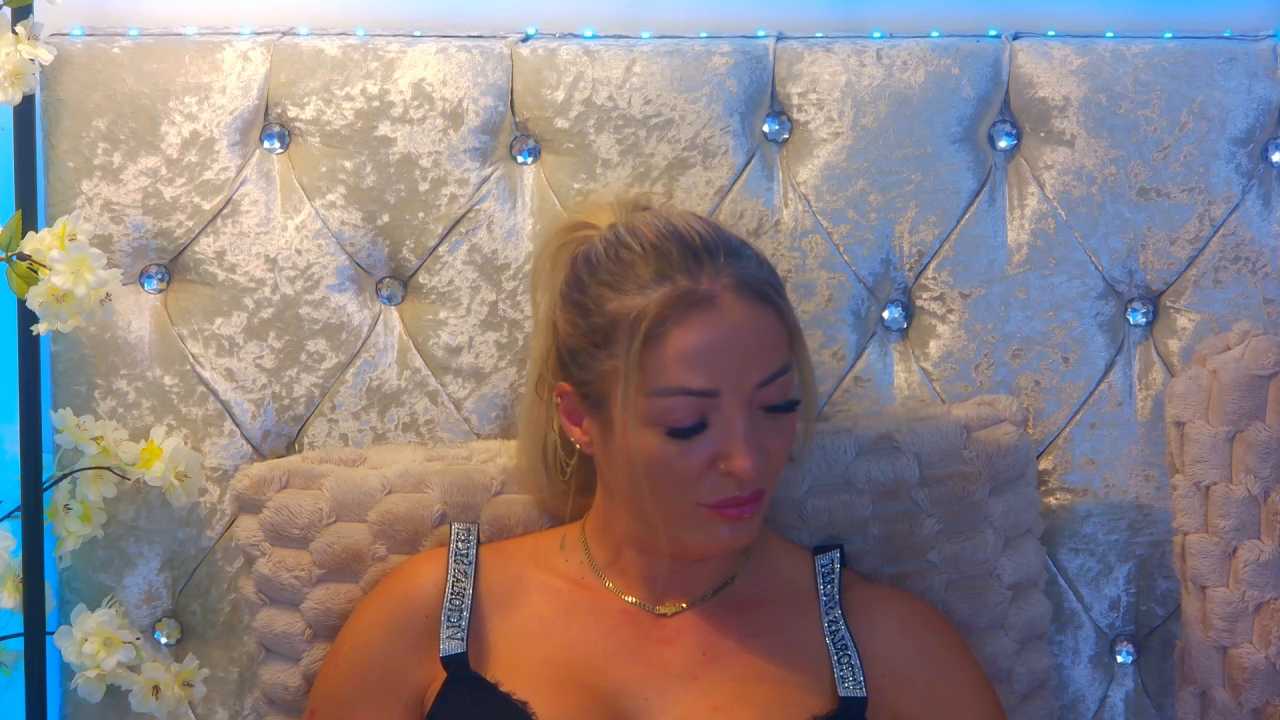 Izabellle02 cam recording