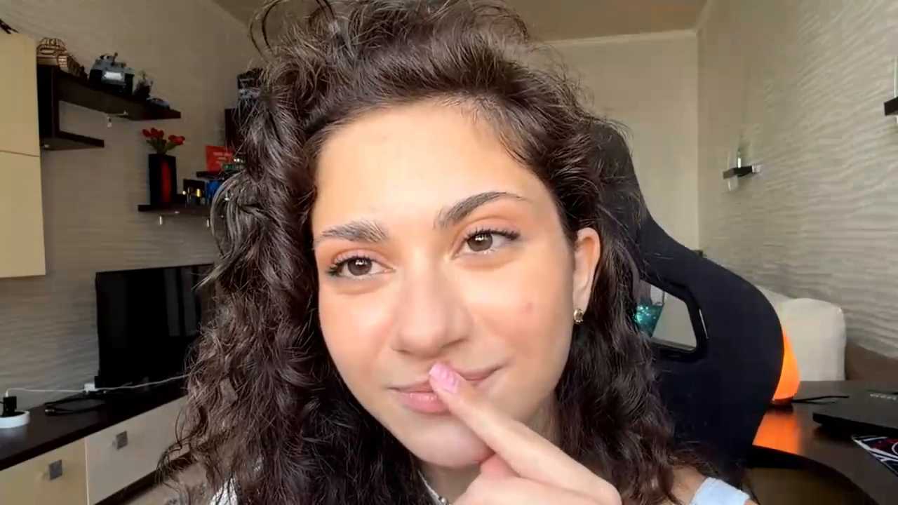 JaquelynRollend cam recording