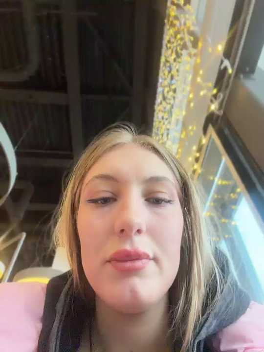 JessiTous Stripchat recording – Oct 24, 2026