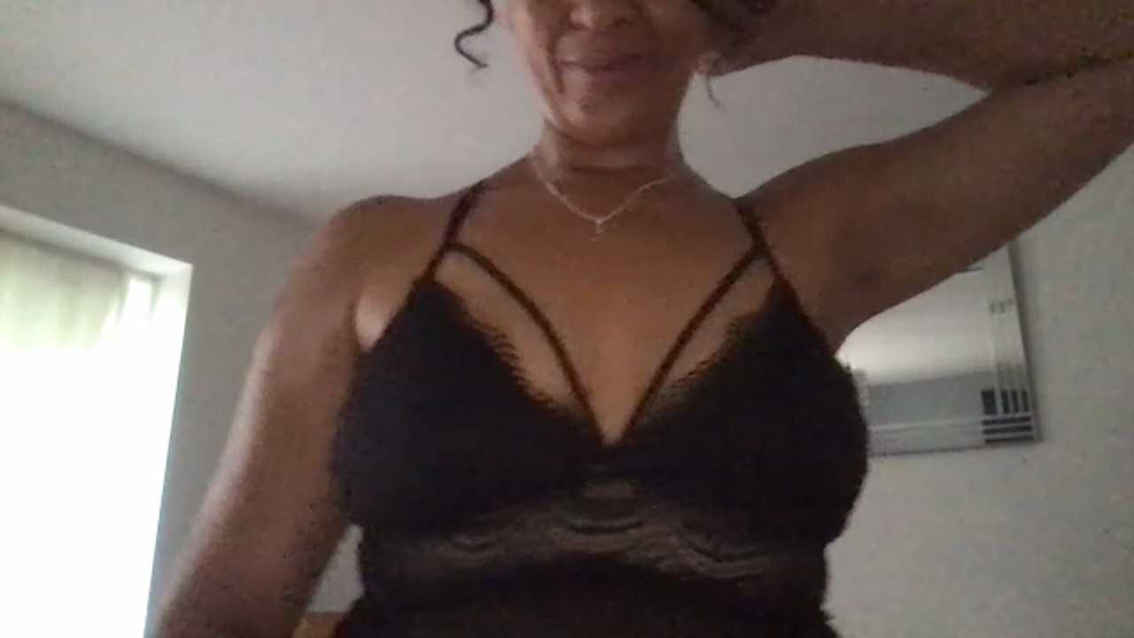 JuicyOpportunity8202 cam recording