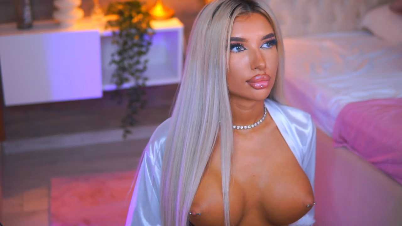Juicy_Jessye