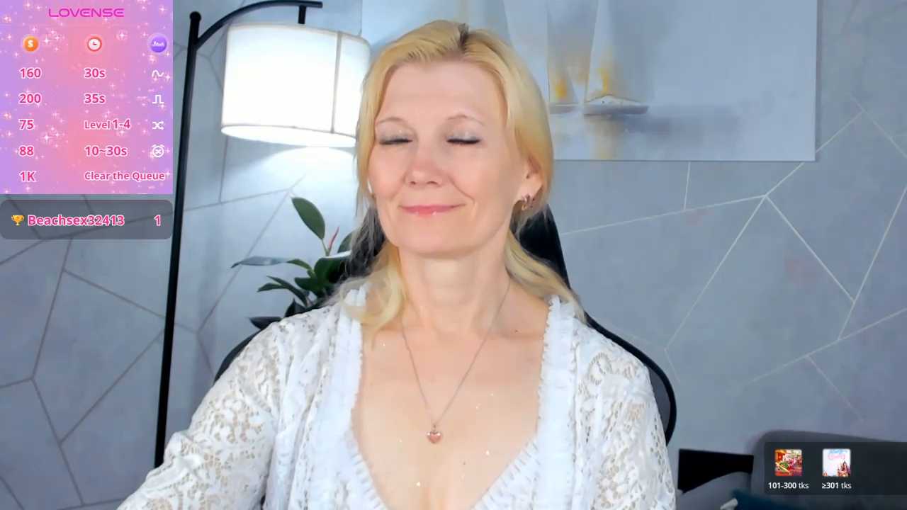 Julie_Lucas cam recording