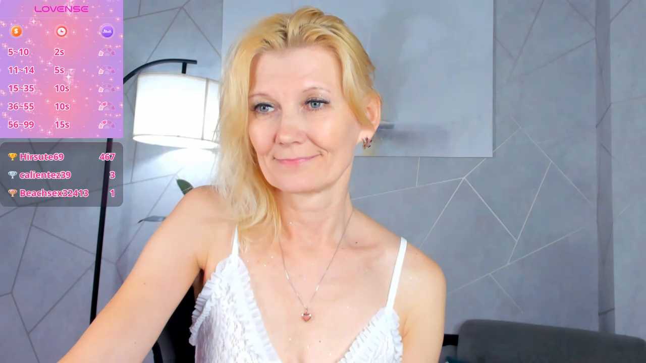 Julie_Lucas cam recording