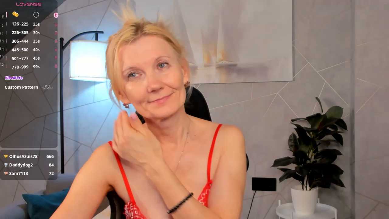 Julie_Lucas Stripchat recording – Oct 20, 2026