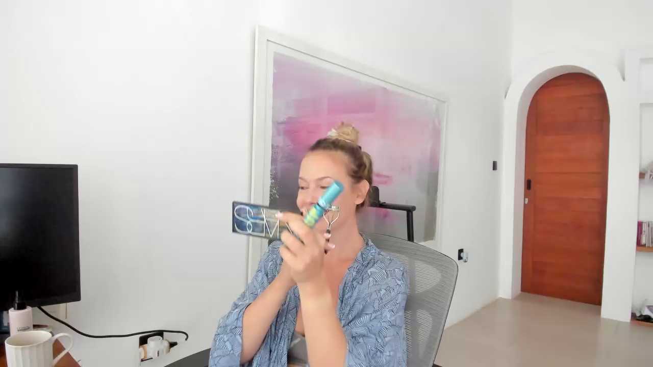 JulyBlondy Stripchat recording – Oct 24, 2026