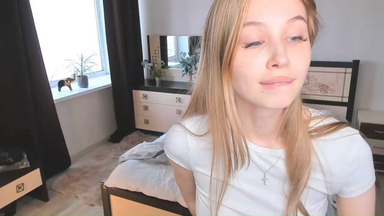 JunieAmert cam recording