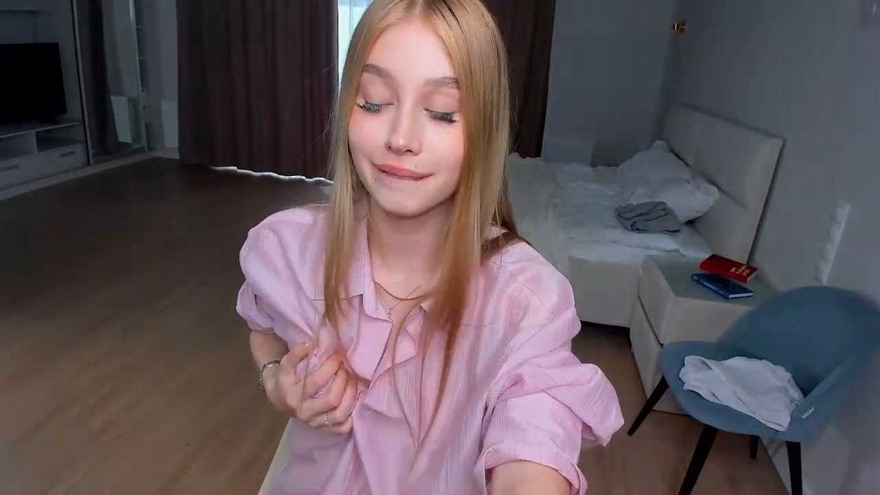 JunieAmert cam recording