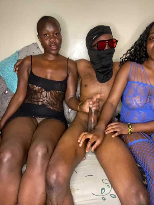 Justbellaa__ cam recording