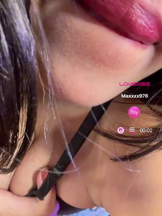 KARISHMA-STRIP cam recording