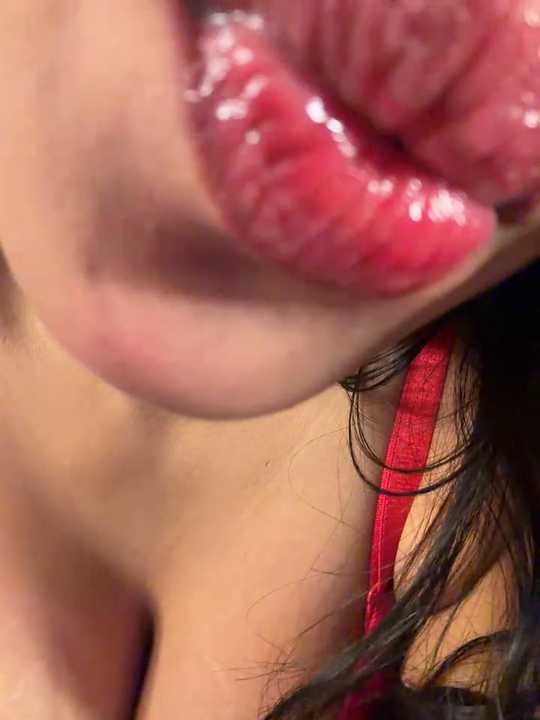 KARISHMA-STRIP