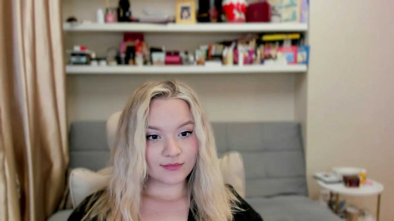 Kara_Smith_ cam recording
