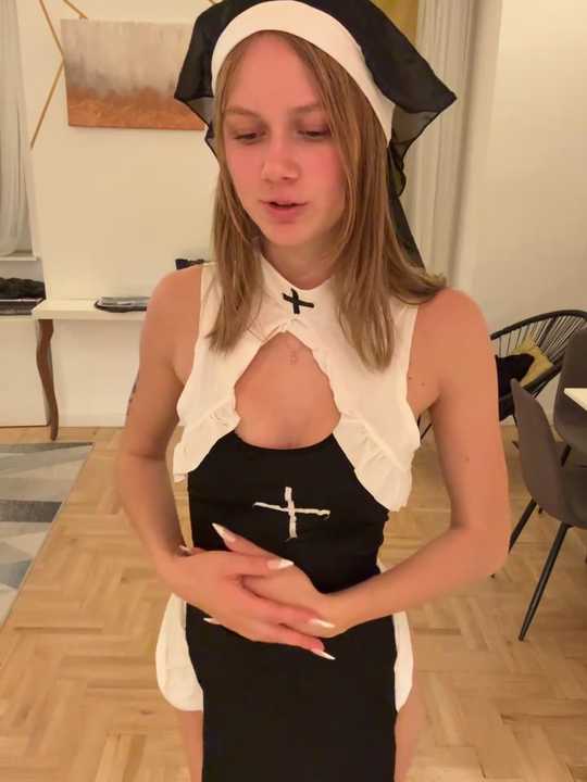 Katharina_Luna Stripchat recording – Oct 25, 2026