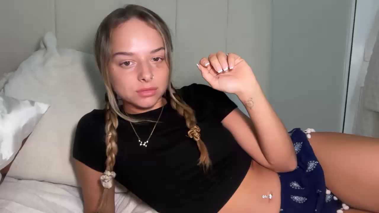 KayleeBella Stripchat recording – Oct 22, 2026