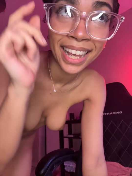 Kiki_hammyy cam recording