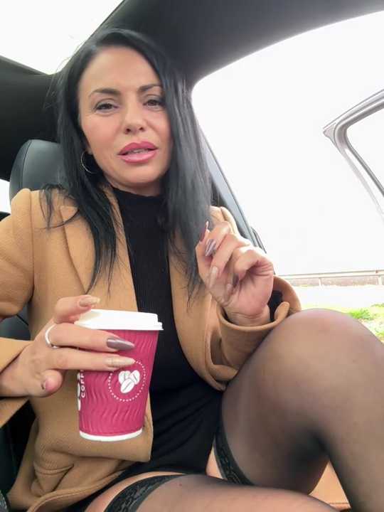 KimKelly13 Stripchat recording – Oct 22, 2026