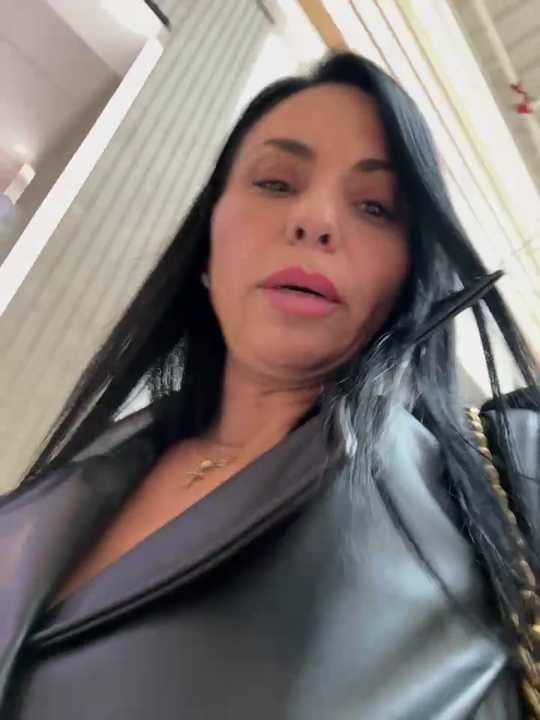 KimKelly13 cam recording