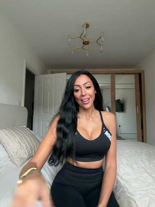 KinkyKirstiexx cam recording