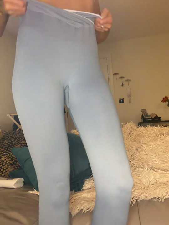 KinkyKirstiexx Stripchat recording – Oct 20, 2026