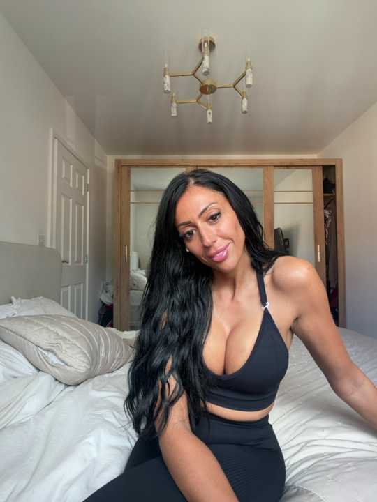 KinkyKirstiexx