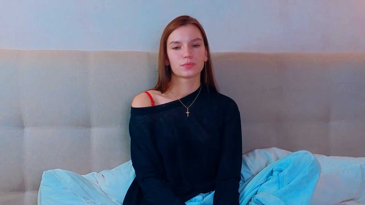 KiraRomeron cam recording
