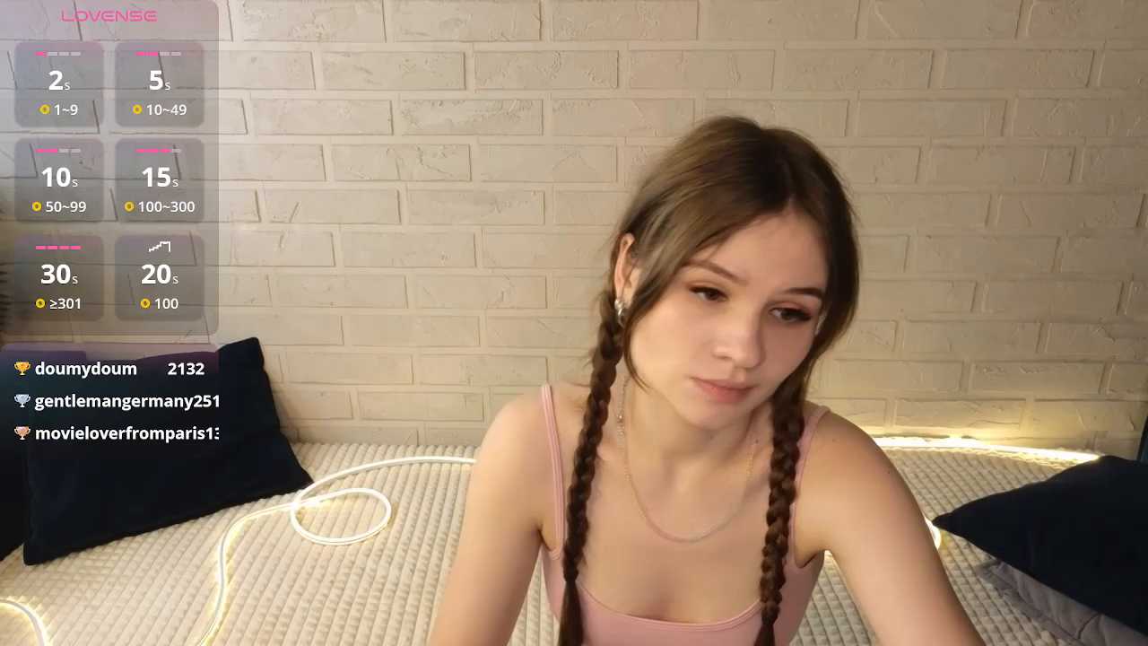 KiraVanee