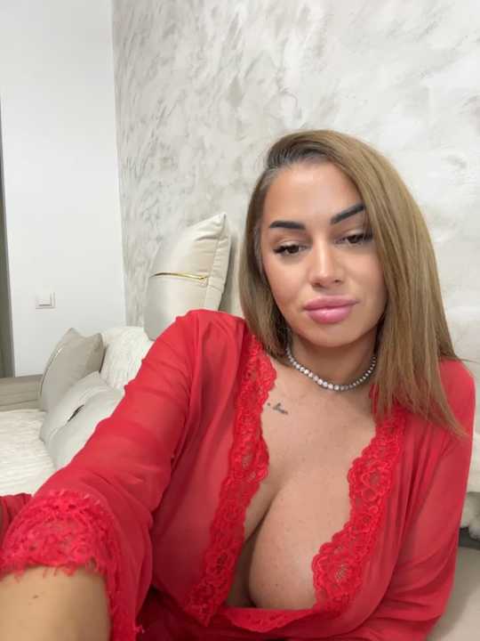 KirstieVegas