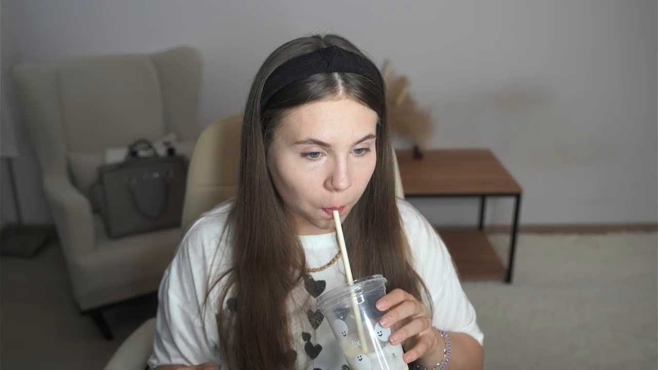 KishaBruer cam recording