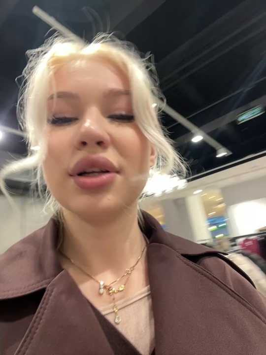 Kiss-Aurora-