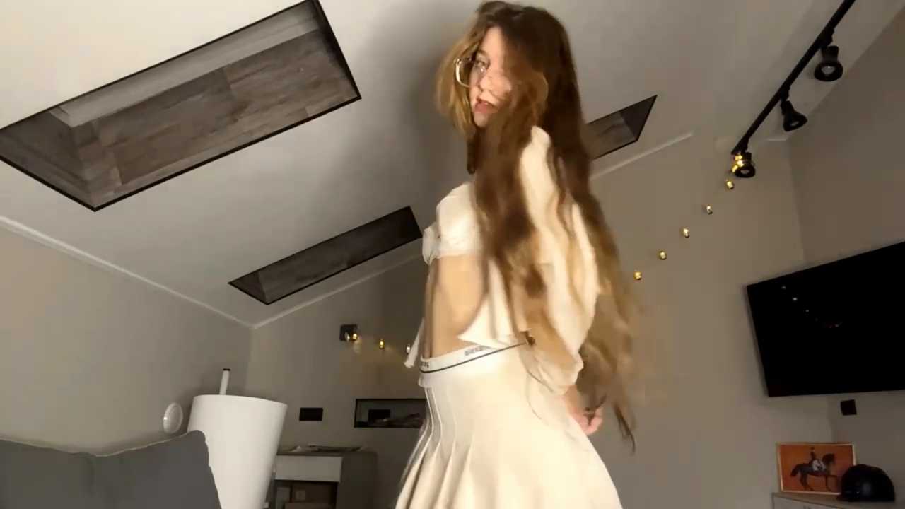 Kissme_Kira cam recording