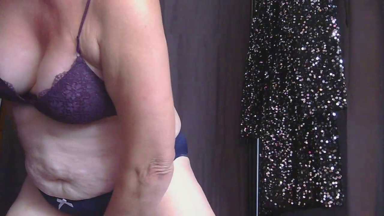 KitKat_X cam recording