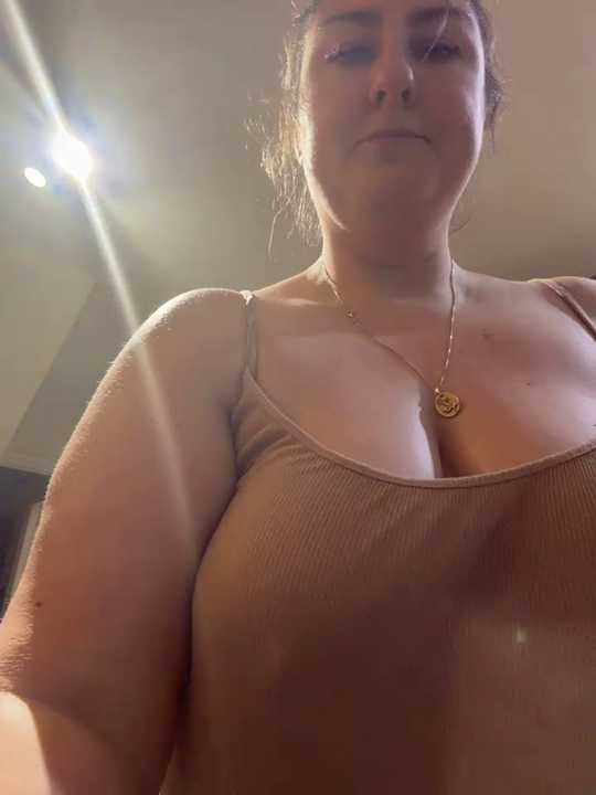 Lacey_BBW
