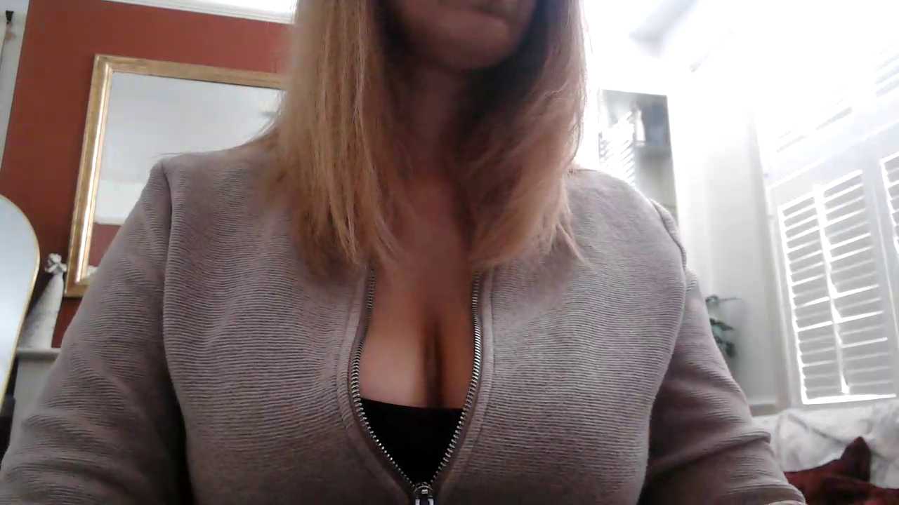 LadyLaraX cam recording