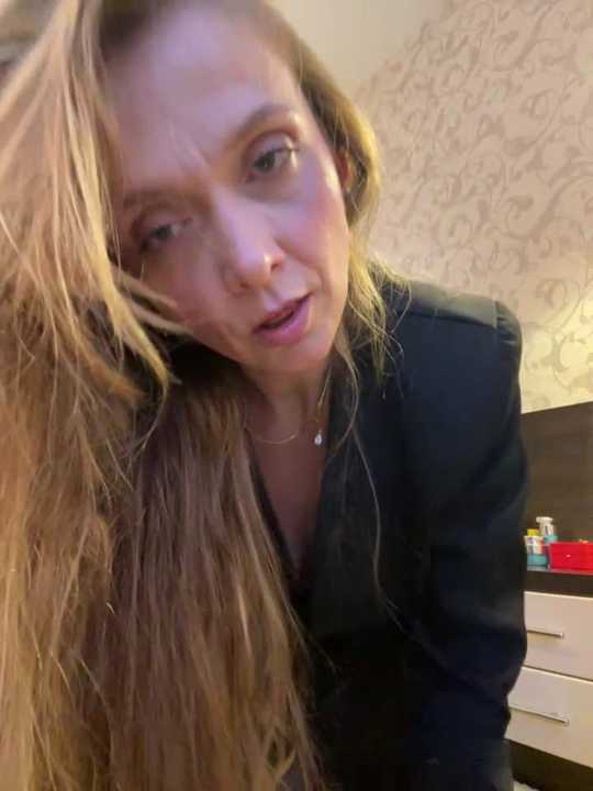 Lady_Taty cam recording