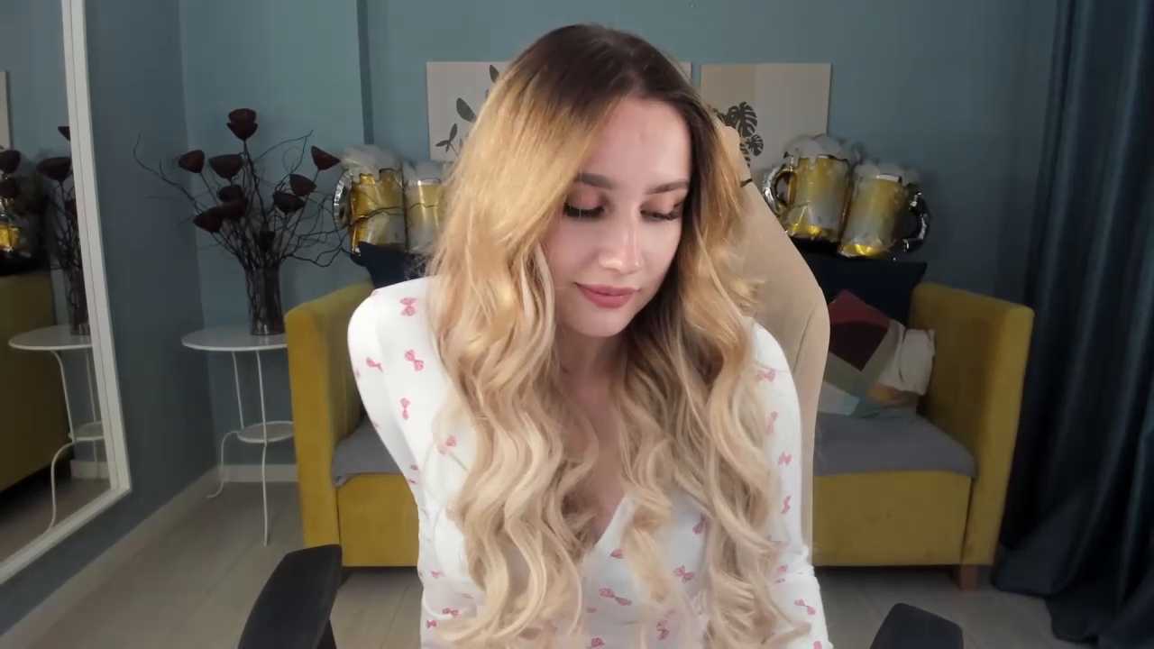 LanaLoon cam recording
