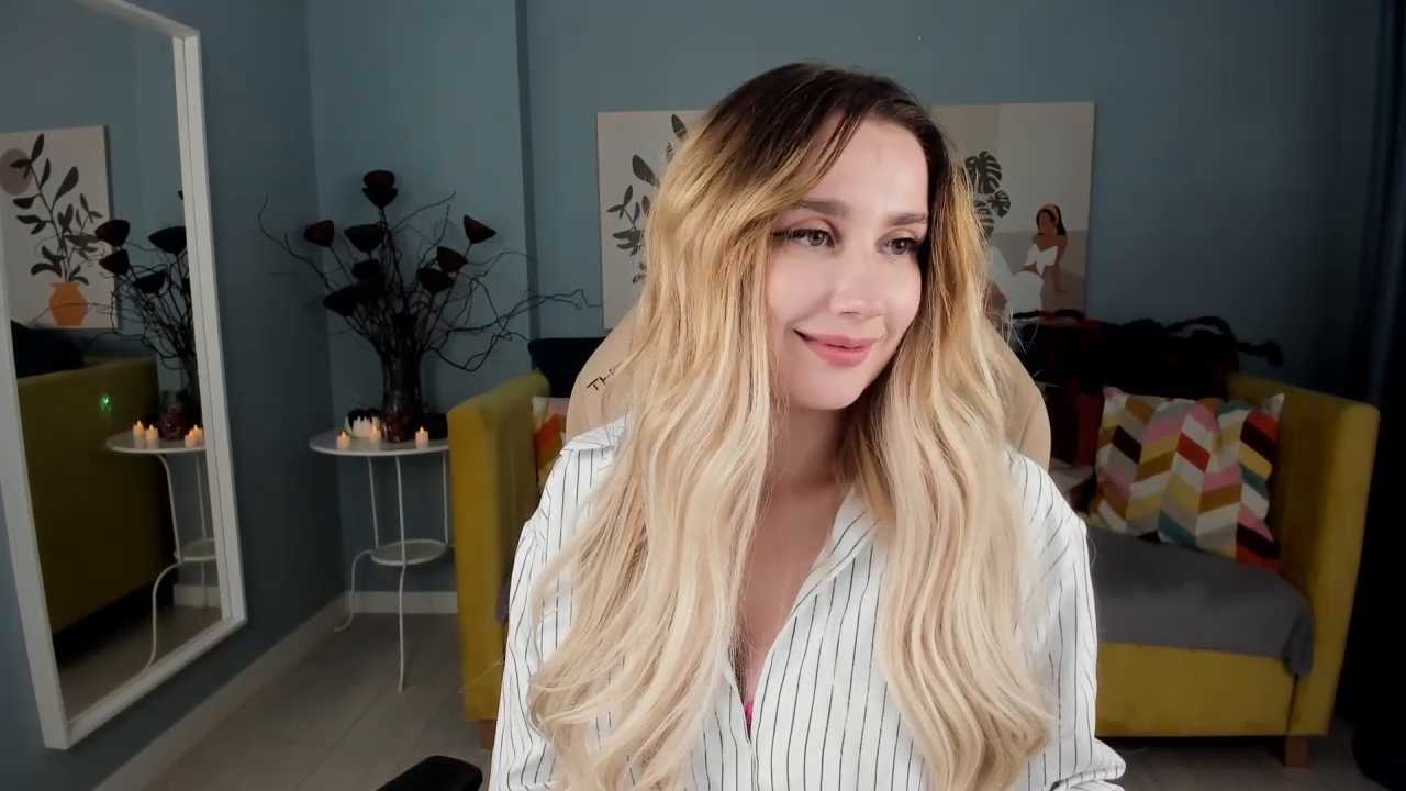 LanaLoon Stripchat recording – Oct 25, 2026