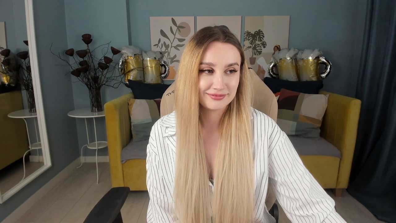 LanaLoon cam recording