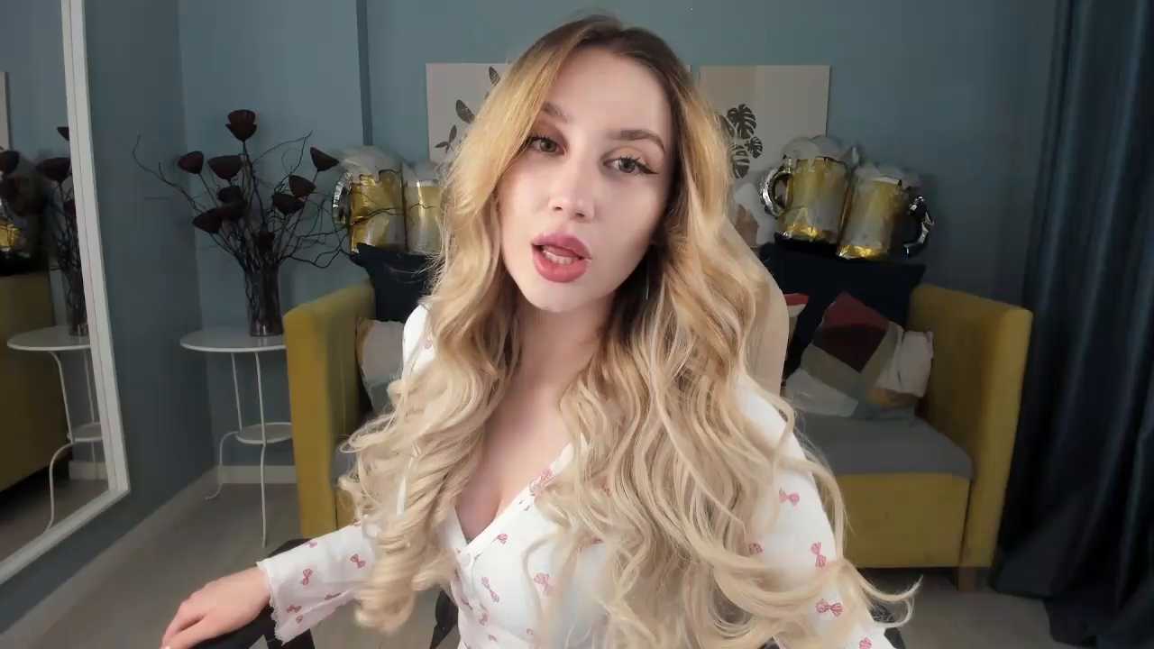 LanaLoon cam recording