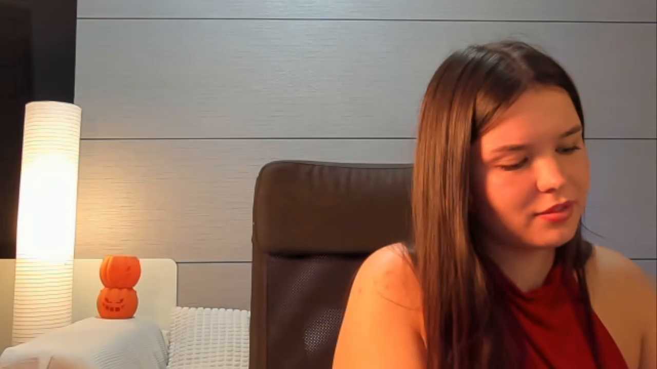 Laraaa_Loom cam recording