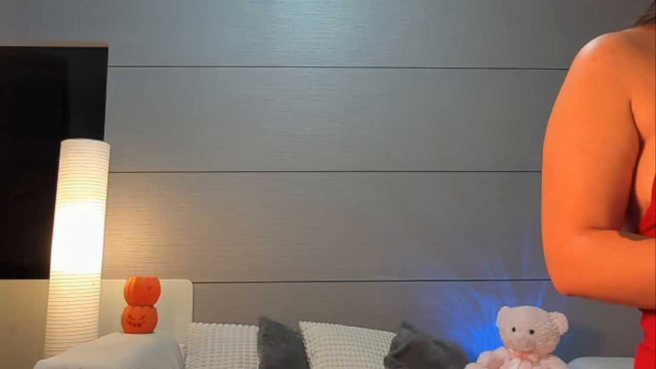 Laraaa_Loom cam recording