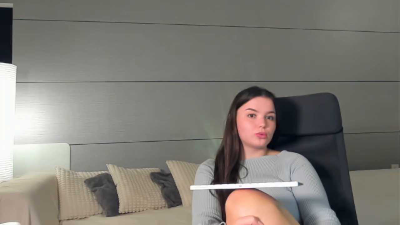 Laraaa_Loom