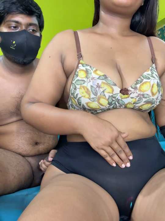 Latina-Booty cam recording